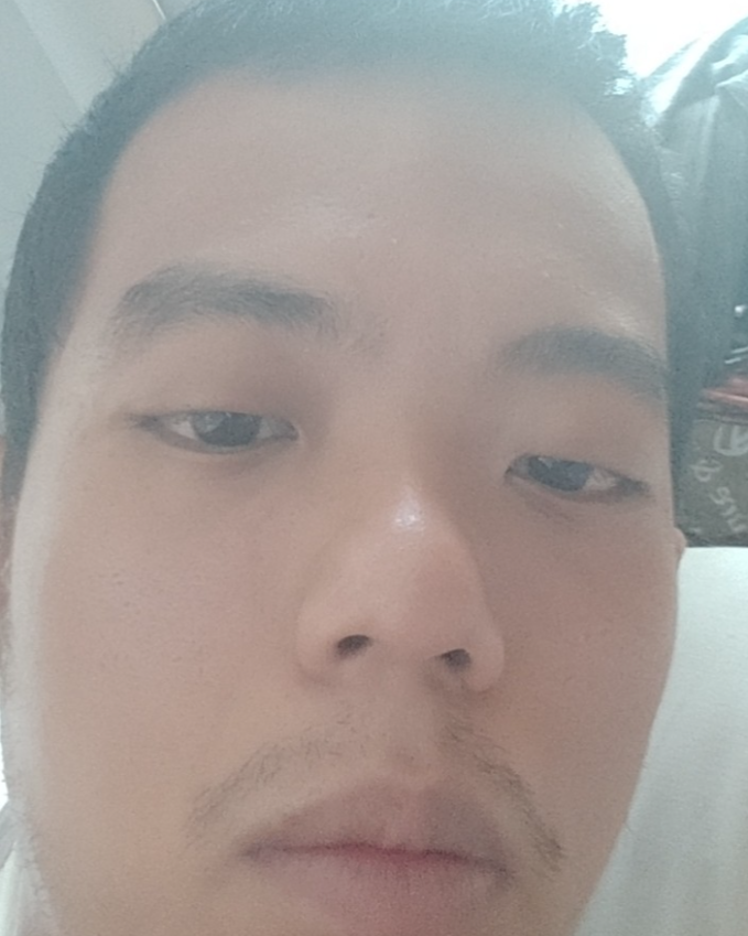 活人靖琪